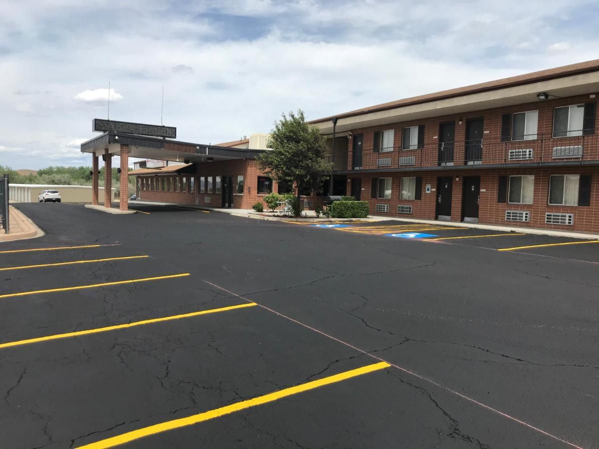 Econo Lodge Salina Scenic Route 89 & I-70 Екстер'єр фото