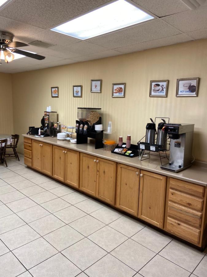 Econo Lodge Salina Scenic Route 89 & I-70 Екстер'єр фото