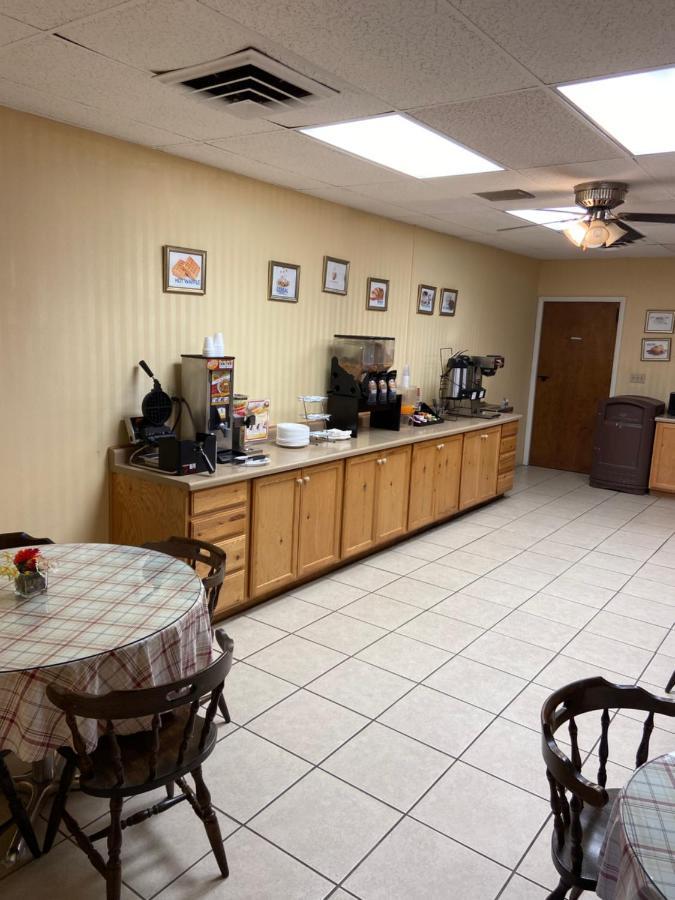 Econo Lodge Salina Scenic Route 89 & I-70 Екстер'єр фото