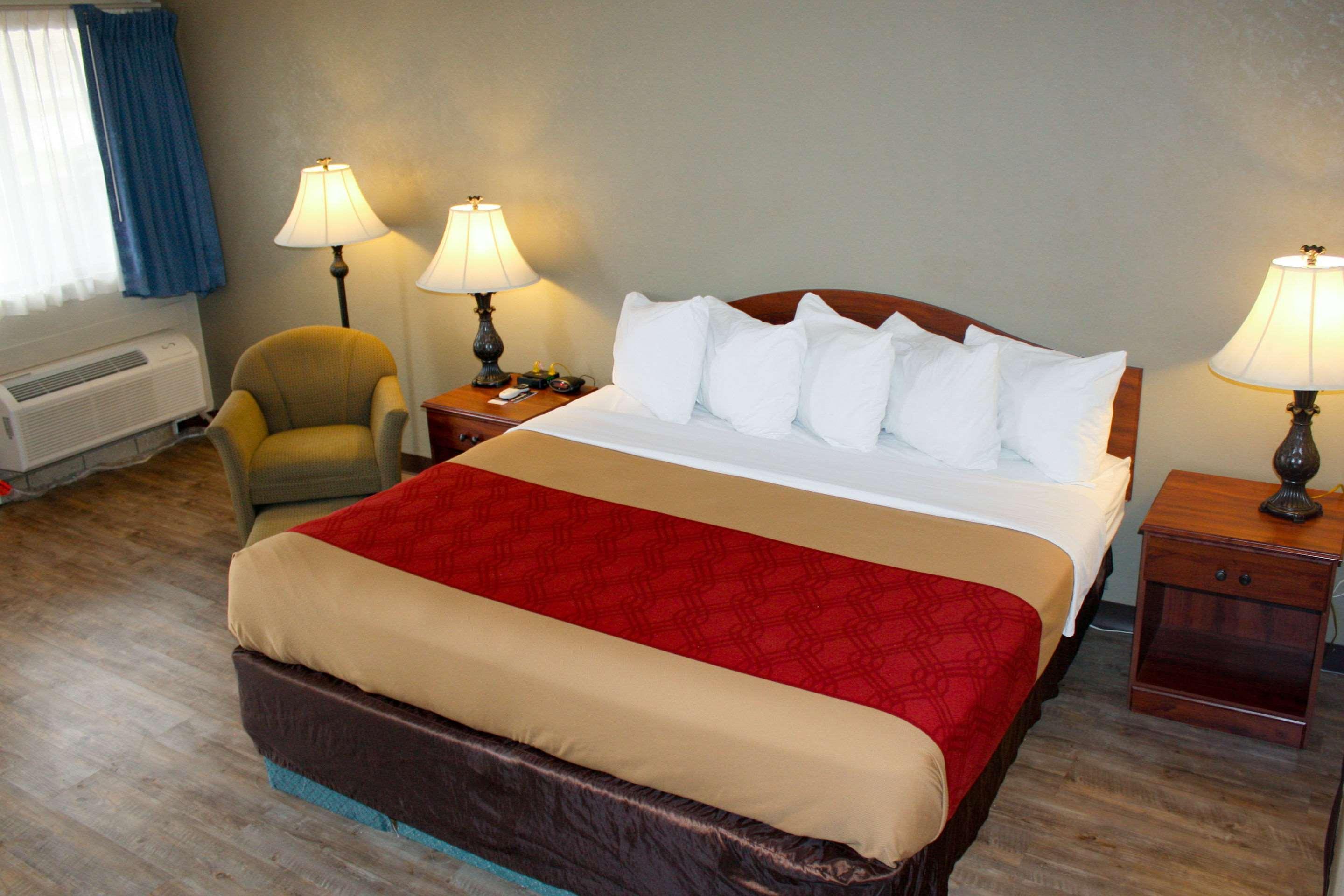Econo Lodge Salina Scenic Route 89 & I-70 Екстер'єр фото
