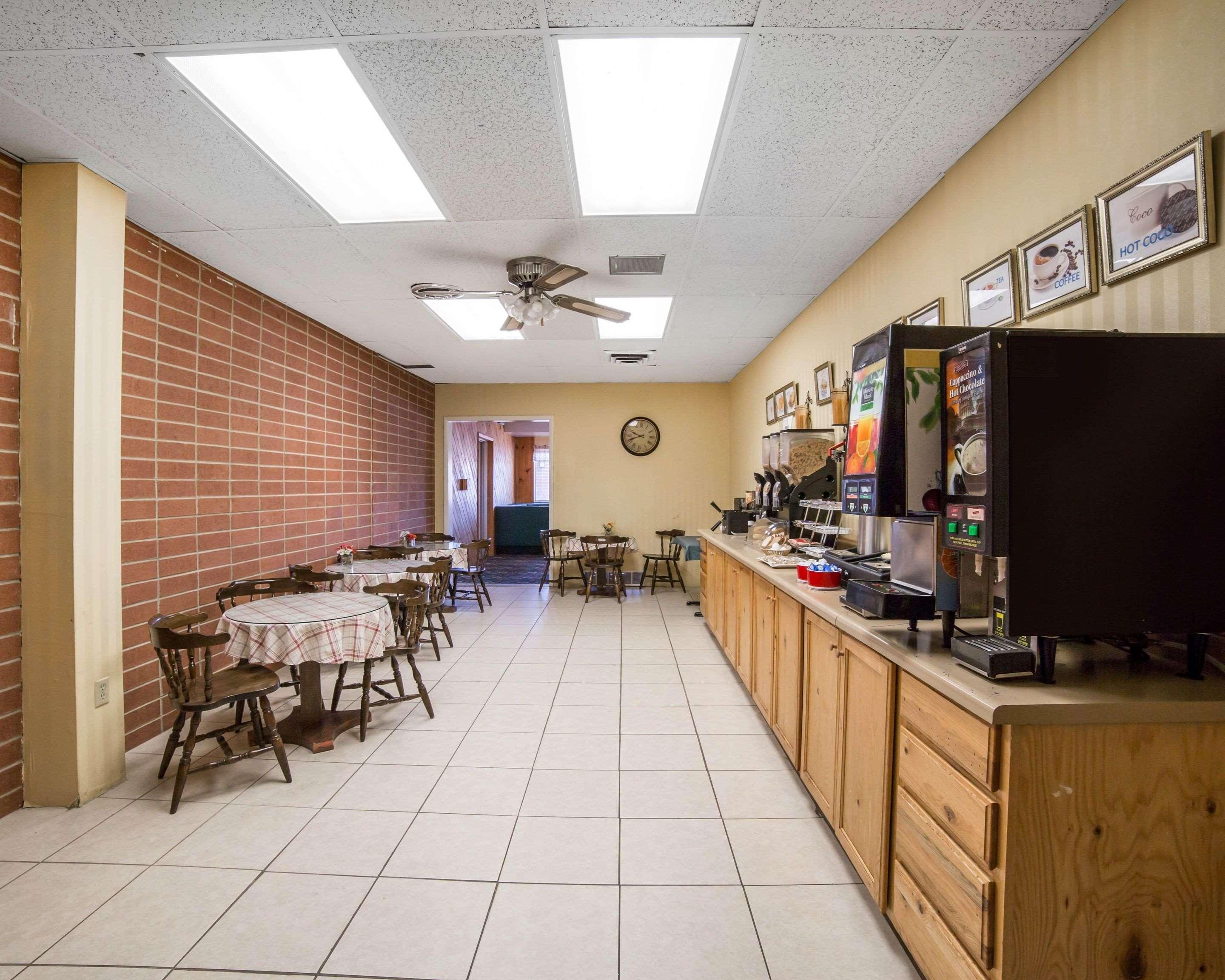 Econo Lodge Salina Scenic Route 89 & I-70 Екстер'єр фото