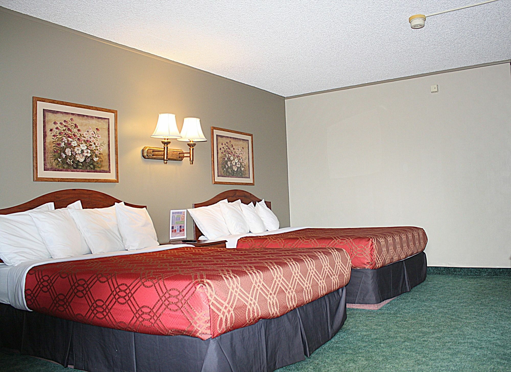 Econo Lodge Salina Scenic Route 89 & I-70 Екстер'єр фото