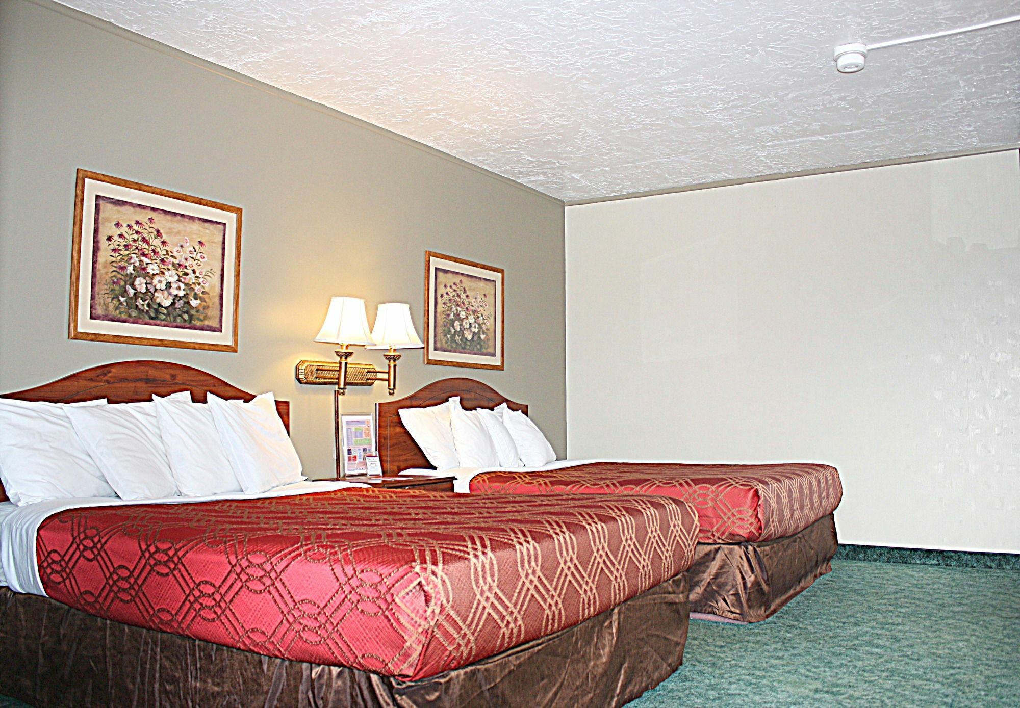 Econo Lodge Salina Scenic Route 89 & I-70 Екстер'єр фото